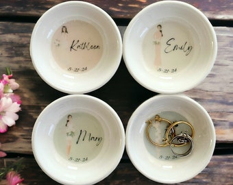 Custom Bridesmaid Ring Dish, Bridesmaid Proposal Gift, Personalized Jewelry Holder, Wedding Party Keepsake, Bridal Party Thank You