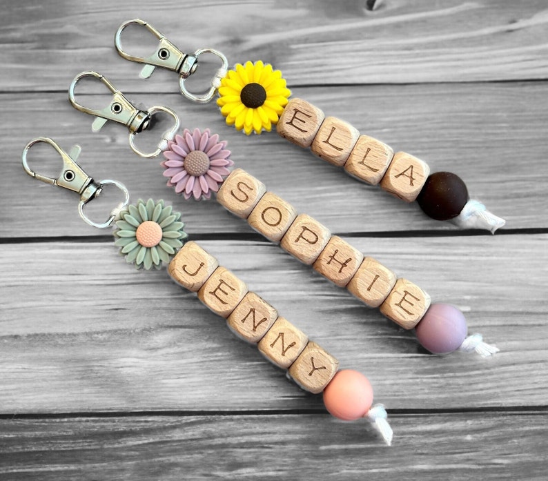 Bridesmaid Flower Name Keychain, Customizable Bachelorette Party Gifts, Flower Girl Proposal, Personalized Beaded Keychain, Inexpensive Gift image 6