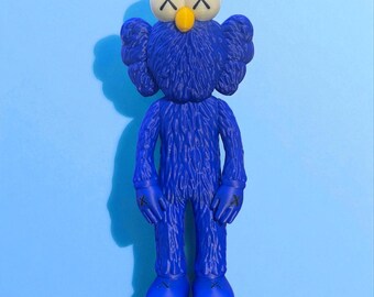 KAWS BFF Inspired Pop Art Figurine – Modern Home Decor, 7