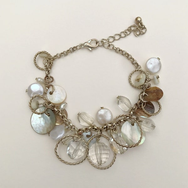 Vintage Y2K Pearl Charm Bracelet with silver rings chain bracelet with dangling clear beads and pearls delicate dainty classic bridal