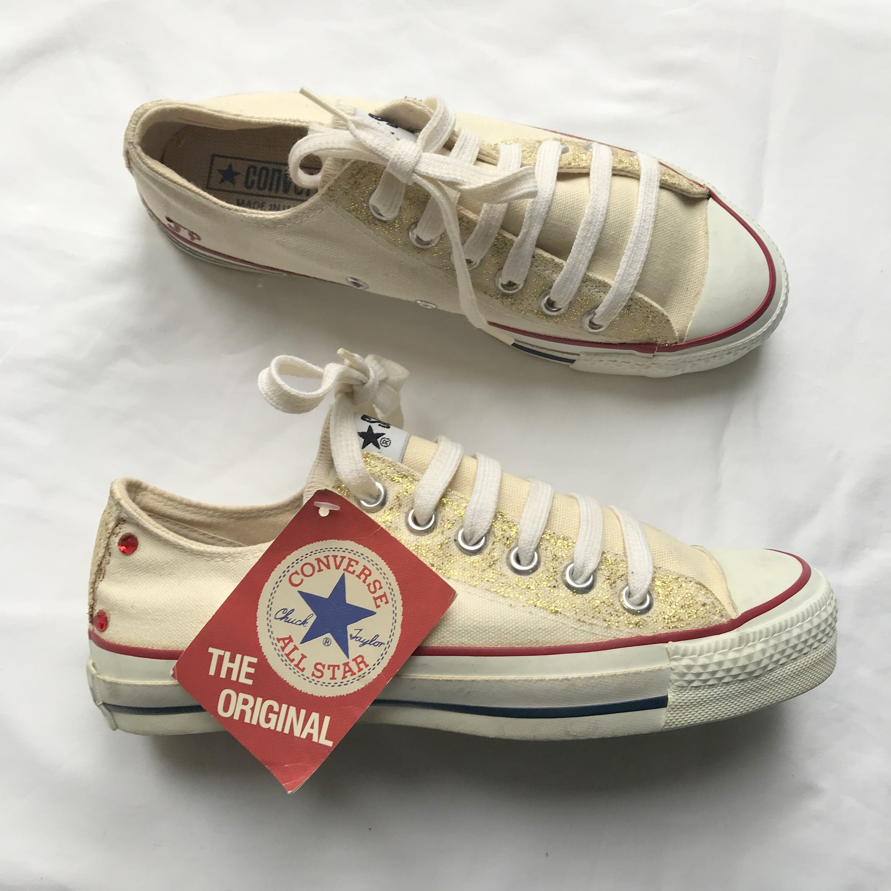 converse leather cream