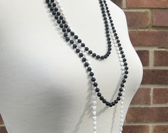 Pair of Vintage 1980s Black & White Long Plastic Bead Flapper Necklaces String of Beads Costume Party Mardi Gras Plastic heart Necklace