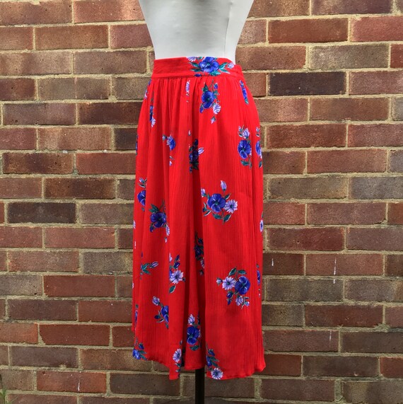Vintage 90s Red White and Blue Floral A-Line Skir… - image 9