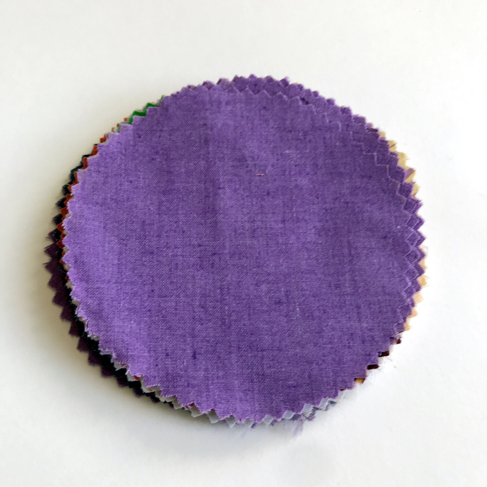 25 X Pre Cut Small Fabric Circles Crafts Sewing Jam Jar Pot Etsy UK