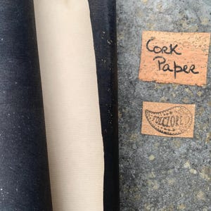 Feuille de papier liège noir, un demi-mètre/yard. Pour tags, étiquettes, origami, reliure. Autocollant en liège respectueux de l'environnement + options de papier kraft