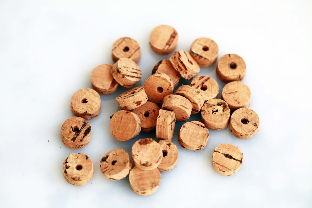 Small Cork 13mm 1/2 Slices With or Without Hole, Sustainable Earth