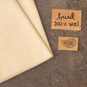 White sand, ivory 100% full wool fabric. Portuguese burel