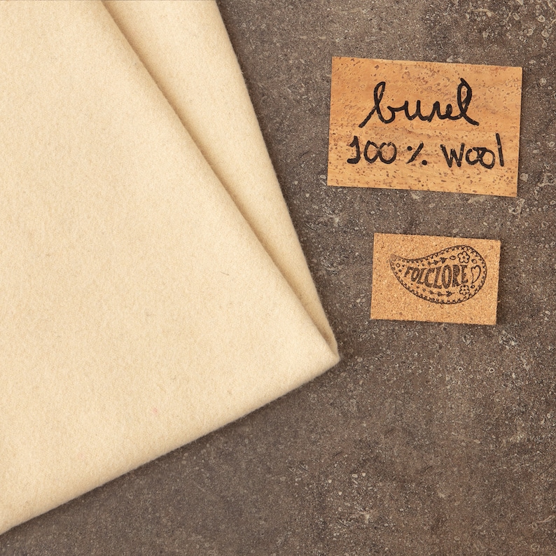 White sand, ivory 100% full wool fabric. Portuguese burel