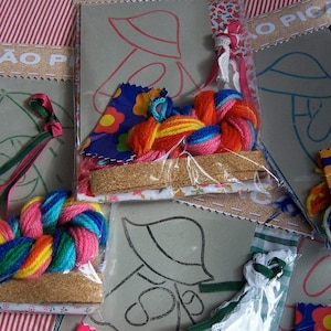 Carte et scrapbooking kits en portugais matériaux, y compris les tissus et Liège - patrons de Sunbonnet Sue