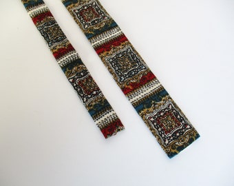 Vintage 1960s Rooster Necktie Skinny Tie, Sun Fabrics, Hand Printed Cotton, Square End