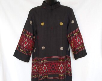 Late 1960s Early 1970s Embroidered Tunic, Cotton, Made in India, Small, Hippie Boho