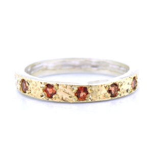 Garner rinr israel ring.garnet stonr ' isreali product 9k gold