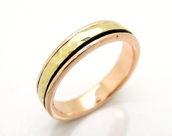 Rose 9K Gold wedding ring with a 9k yellow gold spinner