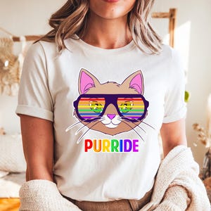 LGBT Pride Cat Shirt, Purride Funny Pet Tee, Rainbow Glasses Cat T-Shirt, Cute LGBTQ+ Top, Pet Lover Gift, Pride Month Outfit, Unisex Tee