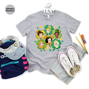 Camiseta de princesa de San Patricio, camiseta de princesa Disney, camiseta de Elsa de la suerte, sudadera de San Patricio, camiseta de San Patricio para niña, camiseta de trébol de la suerte imagen 2