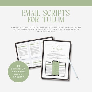 Op de afbeelding: Twee digitale tablets en twee smartphones tonen e-mailscripts voor Tulum. De tekst luidt "Email Scripts for Tulum" en "Verbeter uw klantcommunicatie met onze gedetailleerde Tulum e-mailscripts." Een stylus en een groene cirkel met tekst zijn ook zichtbaar.