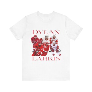 Detroit Red Wings Dylan Larkin Graphic Tee, Unisex Hockey Fan Shirt, Short Sleeve Jersey Tee, Sports Apparel, Casual Wear, Hockey Apparel