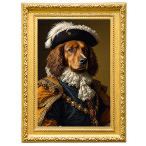 Peut inclure: Un portrait encadré d'un chien habillé en costume royal. Le chien porte un chapeau noir avec une plume blanche, un collier en dentelle blanche et une chaîne dorée avec un bijou rouge. Le portrait est sur un fond brun.