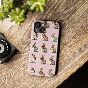 Funda para teléfono con diseño de conejo caprichoso: bonito diseño de conejito, regalo para amantes de los animales, accesorio para teléfono, Pascua, estilo primaveral, funda fina única