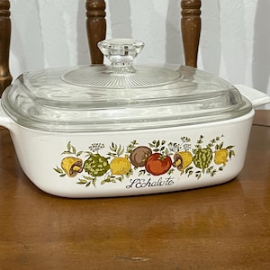 Vintage Corningware casserole dish with lid-Spice of Life