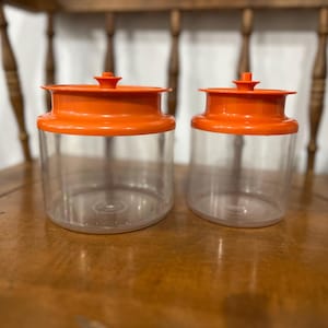 Vintage Tupperware airtight container set with lids