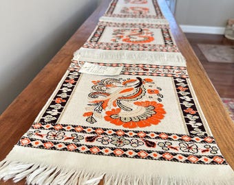 Vintage Turkish Table Runner – Sümerbank Papatya Hereke Style Anatolian Textile Runner