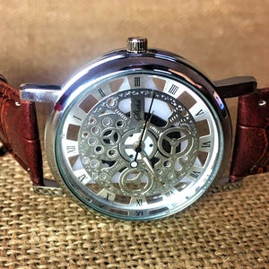 Personalisierte Uhr, gravierte Uhr, Hochzeitsgeschenke, Bräutigam Geschenk, Uhren für Männer, Trauzeugen Uhren, Silber Uhr, Steampunk Uhr, montreuhr Bild 1