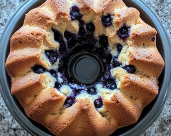 Descargar receta de pastel de café con arándanos y crema agria.
