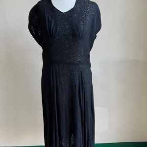 Vestido de festa elegante de renda preta transparente vintage original dos anos 40 e 50! M