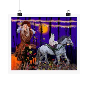 Póster de vaquera gitana colorida con caballo moteado: luces de Halloween y hojas que caen