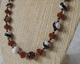 Tiger Stripe Necklace Set