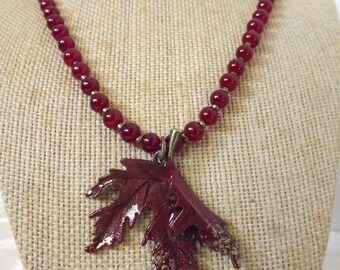 Glazed Leaf Pendant Necklace Set