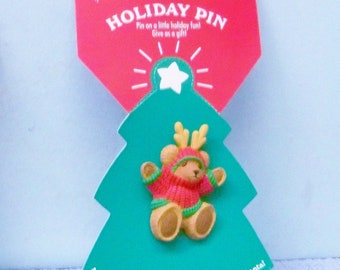 Vintage Hallmark Reindeer Bear Holiday Pin ~ Christmas Brooch On Original Gift Tag ~ Hang Tag ~ New