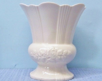 Vintage Lenox Porcelain China Ivory Floral 6" Vase ~ Old Green Mark U.S.A. Mint