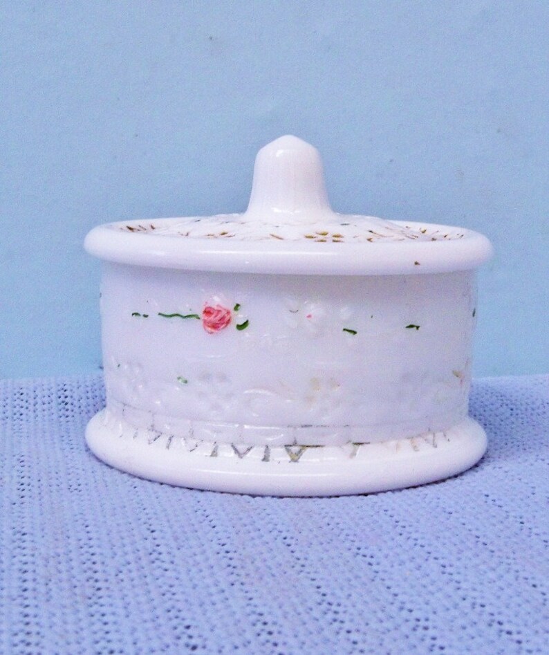 Vintage Westmoreland Round Milk Glass Jewelry Trinket Box Etsy