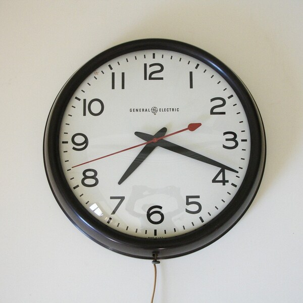vintage general electric school clock