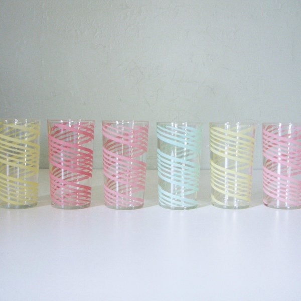 vintage glass cup set with spiral stripes
