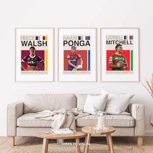 Splendido poster dei Brisbane Broncos di Reece Walsh: un&#39;opera d&#39;arte murale perfetta per gli appassionati di rugby, che celebra l&#39;atletismo e lo spirito di squadra!