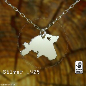 Carte de l'ESTONIE, collier n° 2 personnalisé en argent sterling fait main en argent sterling - Idée cadeau
