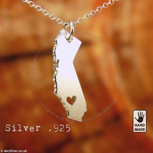 California State Map Sacramento, Sterlingsilber .925 Kette & dicker massiver Anhänger, handgefertigt, personalisiert