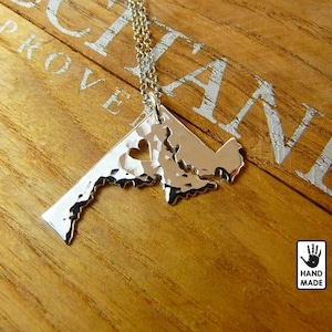 Carte de l'état du Maryland, collier fait main personnalisé en argent fin martelé - Idée cadeau