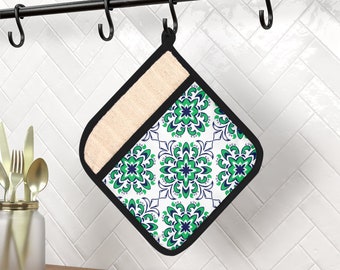 Pot Holder - Green, White and Blue Print - Mother's Day-  Christmas - Birthday - Housewarming - Kitchen - Oven Mitt- Hostess Gift - Cook
