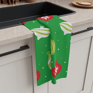 Świąteczny ręcznik kuchenny, kolorowe ozdoby, kucharz, prezent, prezent dla gospodyni, prezent do domu, nowoczesny design, tajemniczy Mikołaj, dekoracje świąteczne, wózek barowy