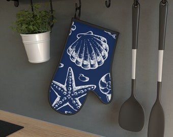 Oven Mitt - Navy and White Seashells - Oven Glove - Pot Holder - Cook - Hostess Gift - Housewarming - Christmas - Birthday - Mother's Day