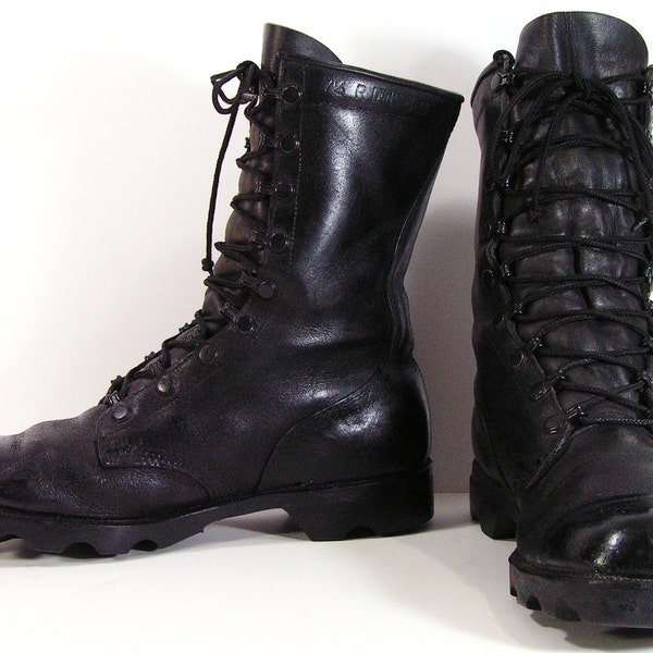 vintage combat boots womens 9 M B black leather mens 7.5 D R army marines grunge emo