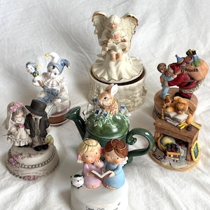 Vintage Music Boxes | Enesco, San Francisco, Schmid Music Box | Wind-Up Music Box Collectibles