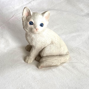 Sandicast Cat Statue - Etsy