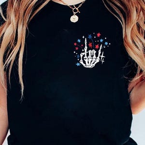 UPMATRUOC_Funny Skeleton US Flag 4th Of July Cute Chill The Fourth Out png, Vintage Retro American Flag 4th of July Design, Funny Patriotic