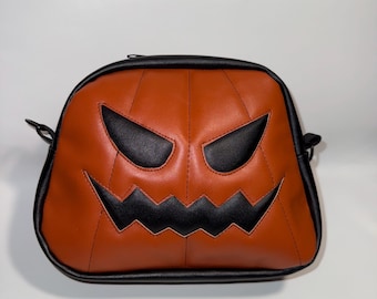 Jack o’ Lantern crossbody