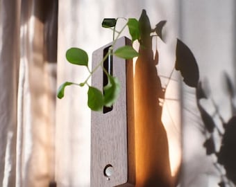 LED-väggdekor i trä – Blommig lampa med rörelsesensor